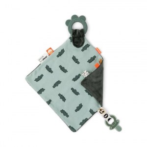 שמיכי עם נשכן done by deer שמיכי עם נשכן done by deer